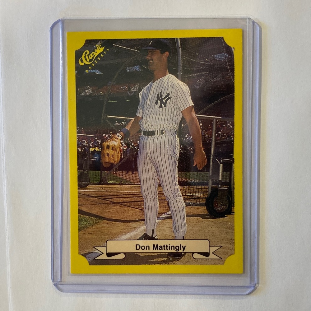 Lot of 9 Vintage 80s-90s Don Mattingly Baseball Cards Yankees - Picture 16 of 16